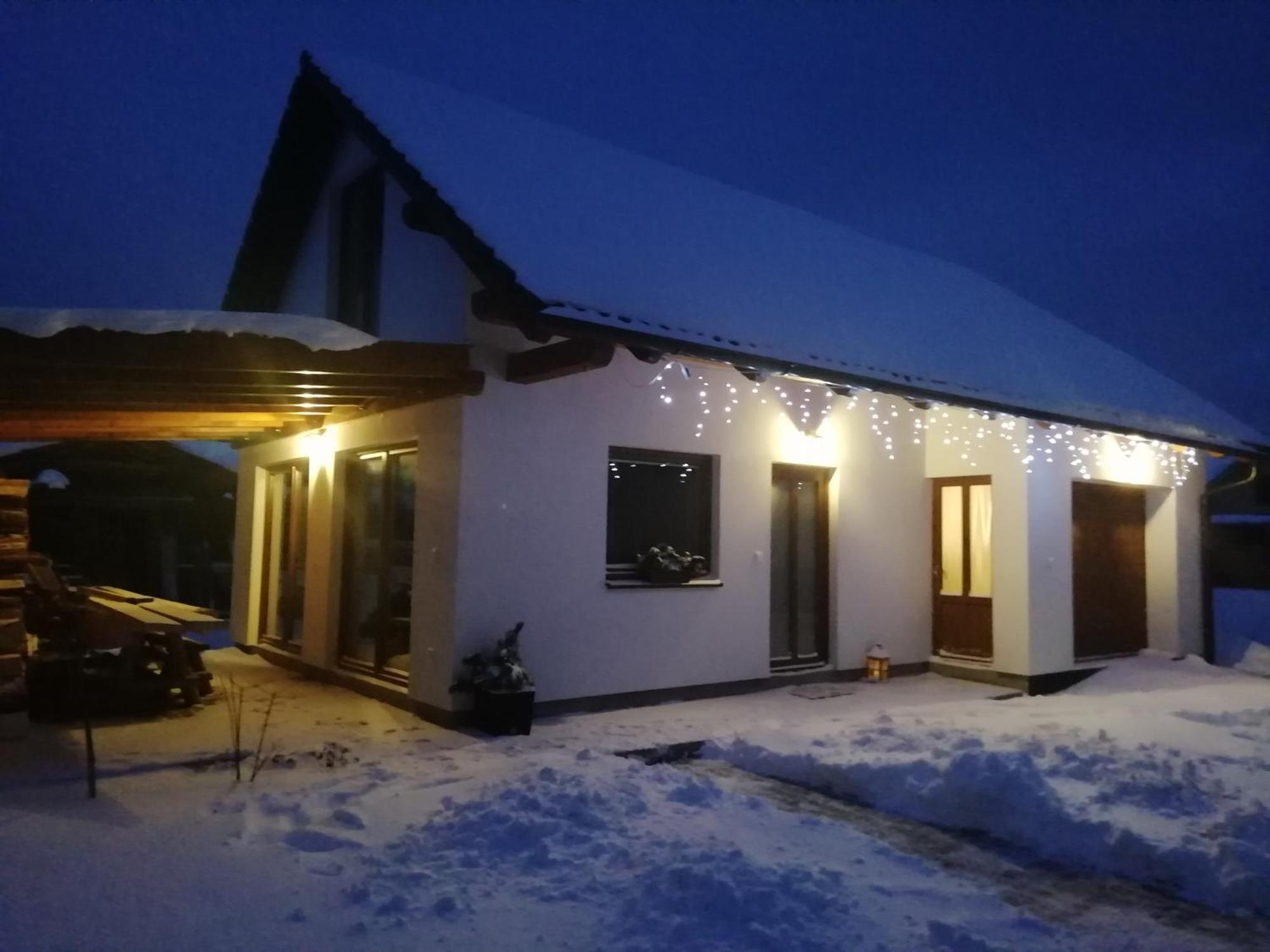 Domcek Michaela Villa Зуберец Екстериор снимка